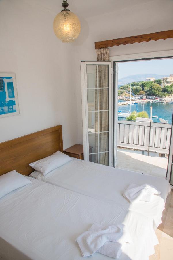 Limani Apartments Kassiopi Exterior photo