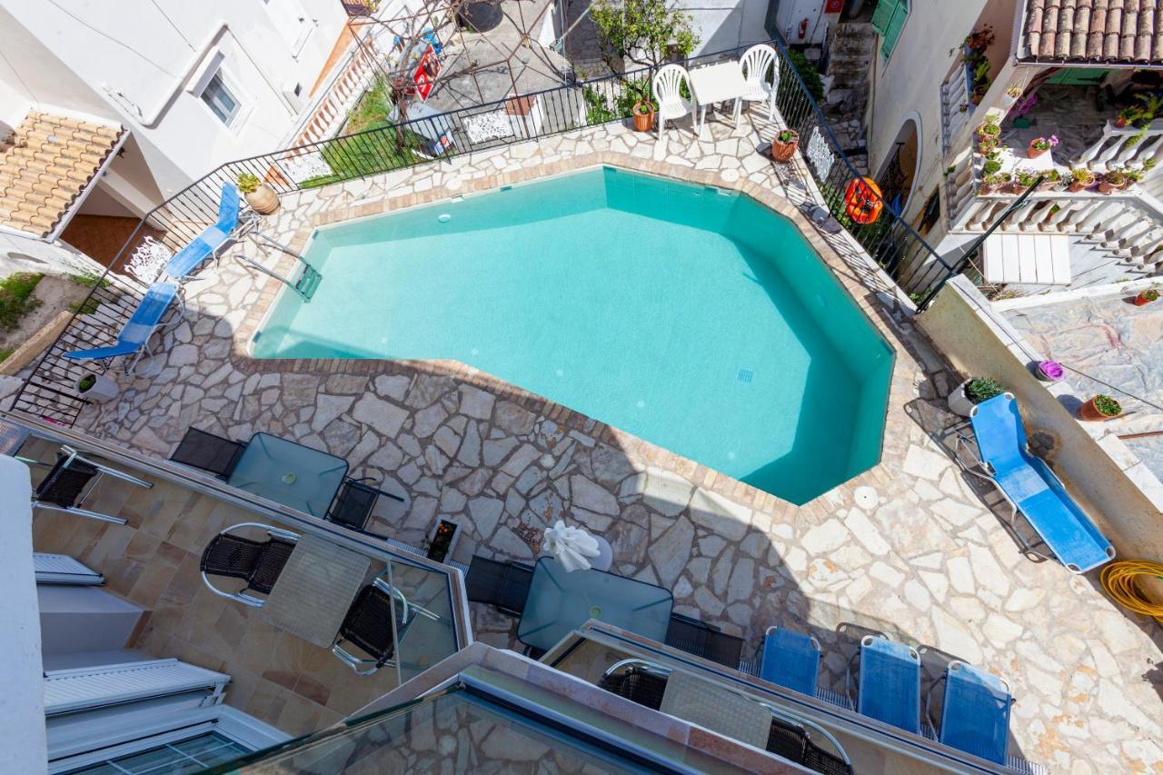 Limani Apartments Kassiopi Exterior photo