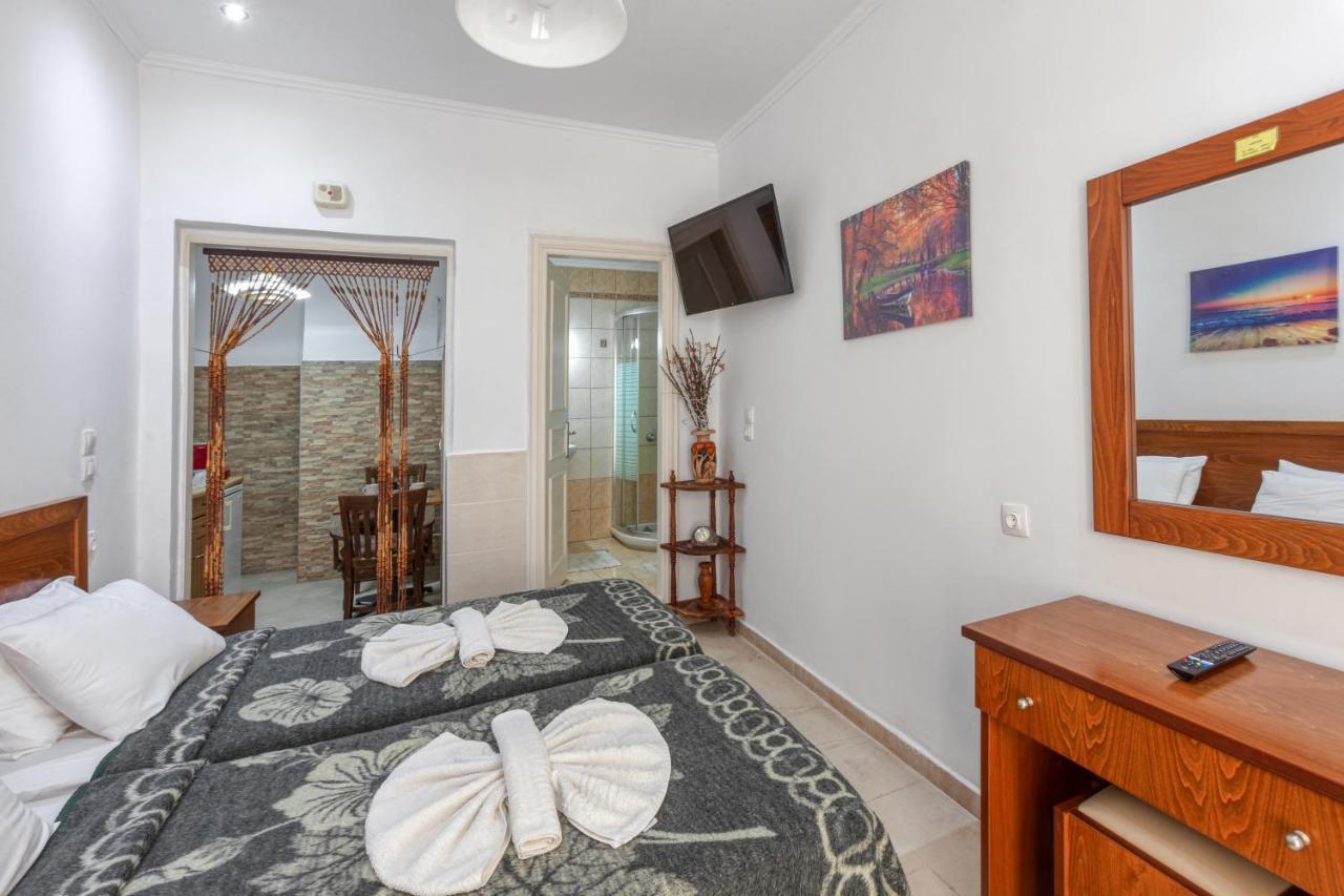 Limani Apartments Kassiopi Exterior photo