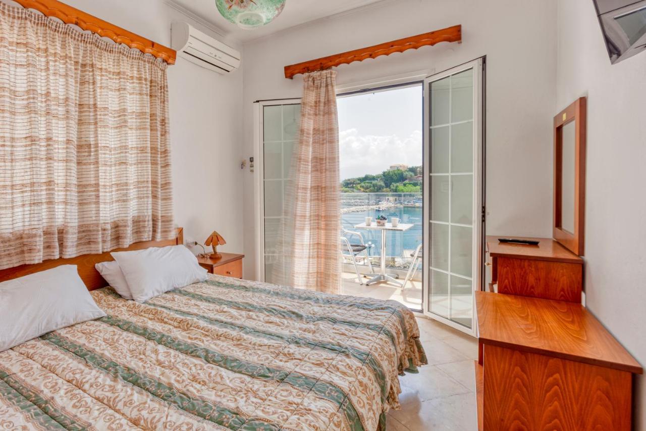 Limani Apartments Kassiopi Exterior photo