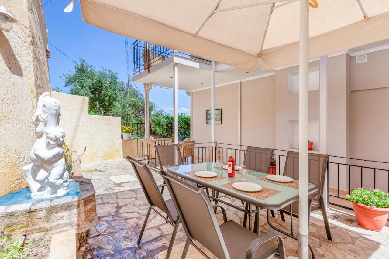 Limani Apartments Kassiopi Exterior photo